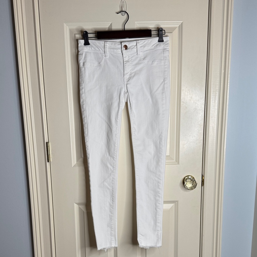 American Eagle Outfitters White Super Skinny Jeans